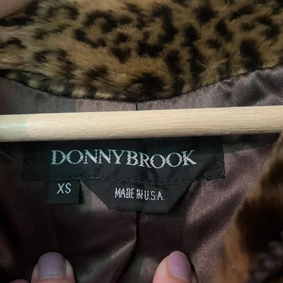 VTG Donnybrook Coat XS Leopard Print Faux Fur Full Zip Hooded Jacket Mob Wife
